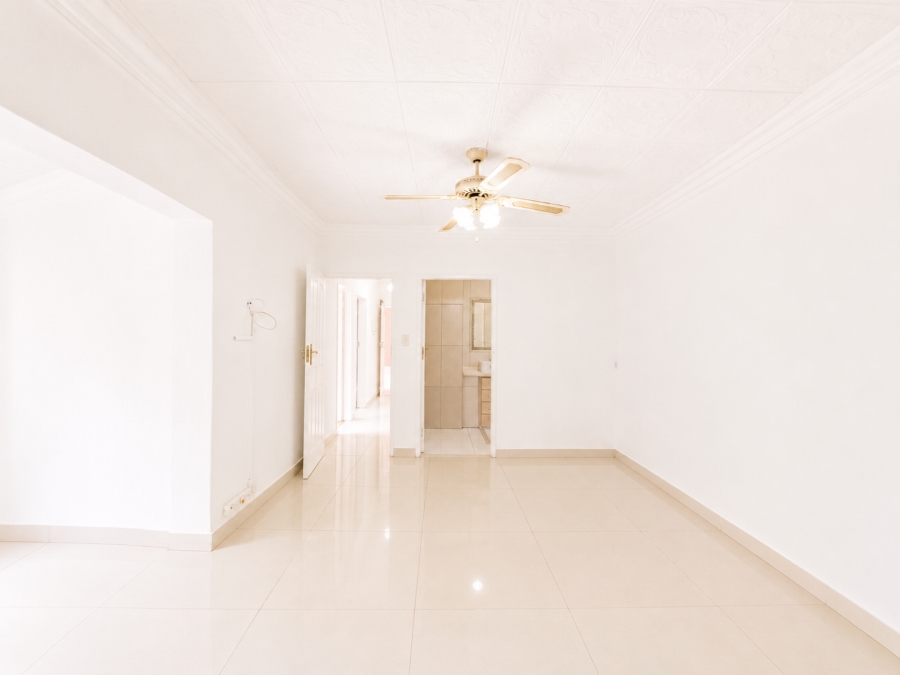 To Let 4 Bedroom Property for Rent in Erasmia Gauteng