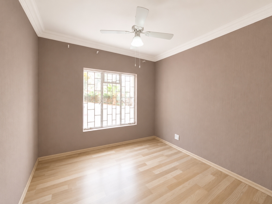 To Let 4 Bedroom Property for Rent in Erasmia Gauteng