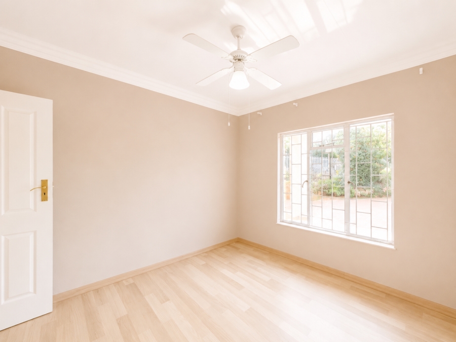 To Let 4 Bedroom Property for Rent in Erasmia Gauteng
