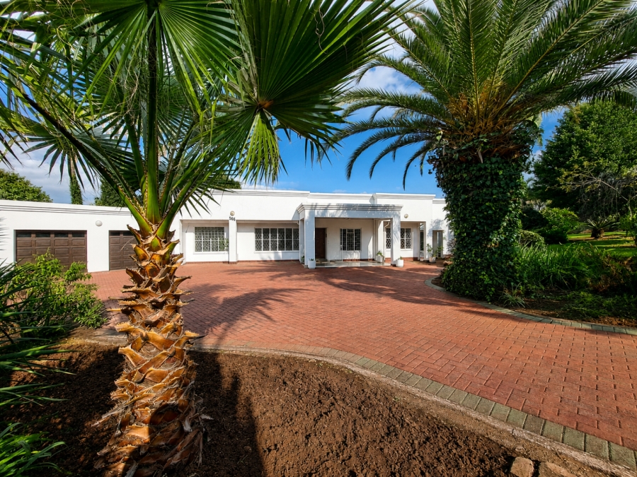To Let 4 Bedroom Property for Rent in Erasmia Gauteng