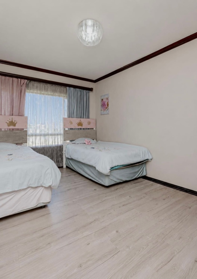 3 Bedroom Property for Sale in Noordwyk Gauteng