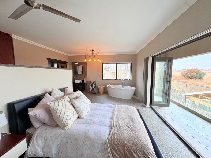 5 Bedroom Property for Sale in Sunward Park Gauteng