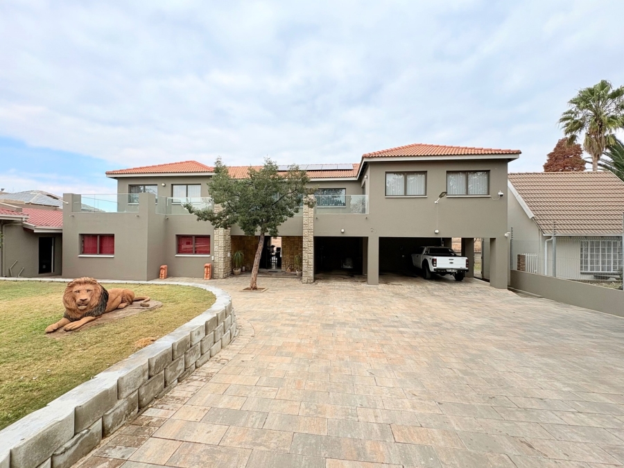 5 Bedroom Property for Sale in Sunward Park Gauteng