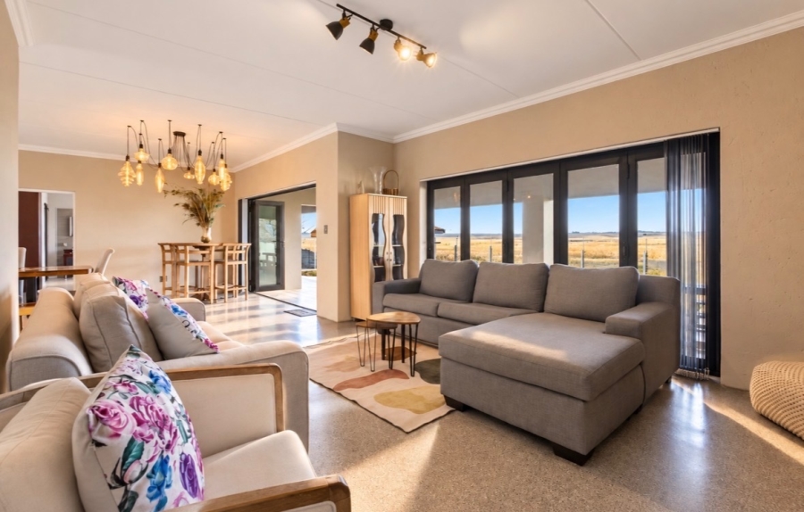 5 Bedroom Property for Sale in Sunward Park Gauteng