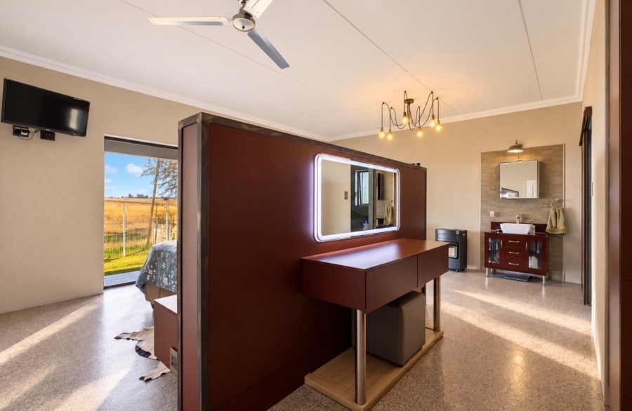 5 Bedroom Property for Sale in Sunward Park Gauteng
