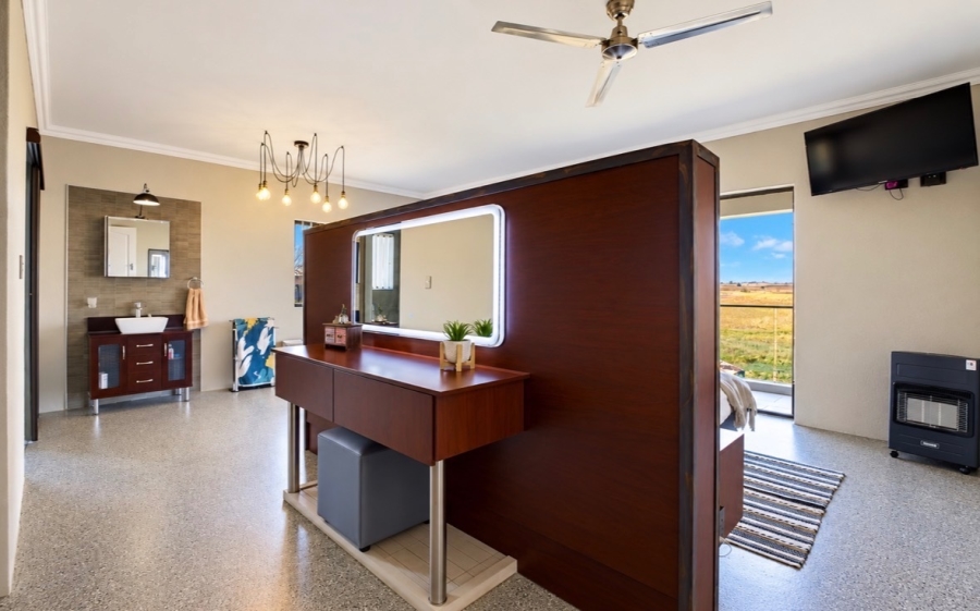 5 Bedroom Property for Sale in Sunward Park Gauteng