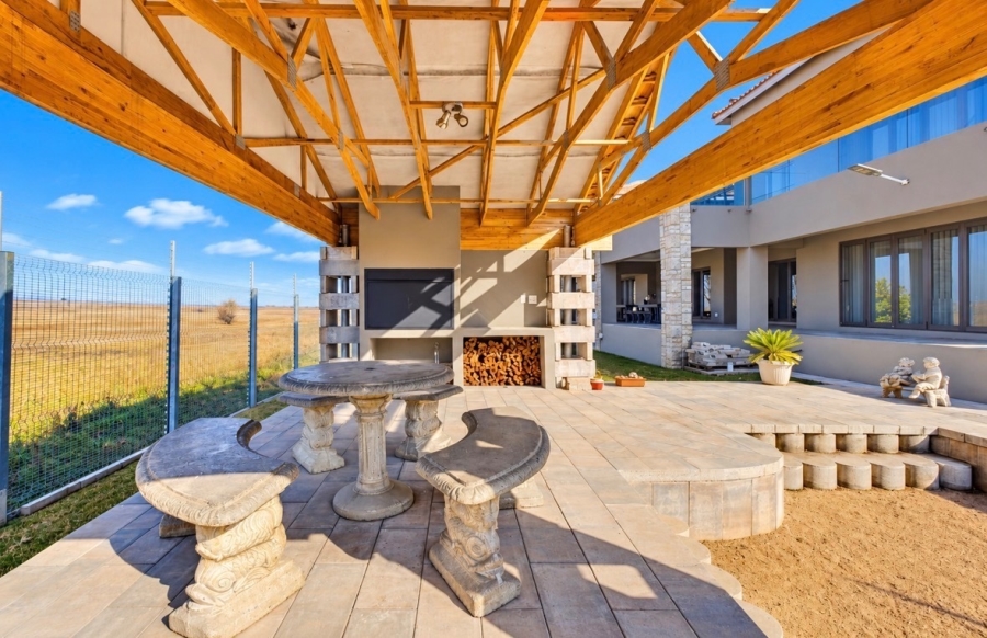 5 Bedroom Property for Sale in Sunward Park Gauteng