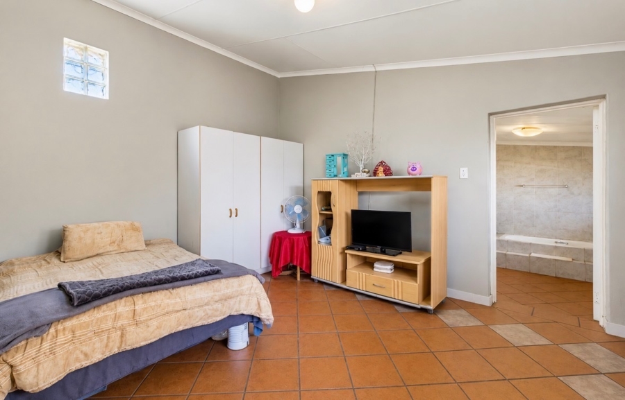 5 Bedroom Property for Sale in Sunward Park Gauteng