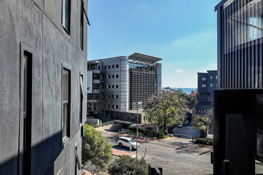 1 Bedroom Property for Sale in Sandown Gauteng