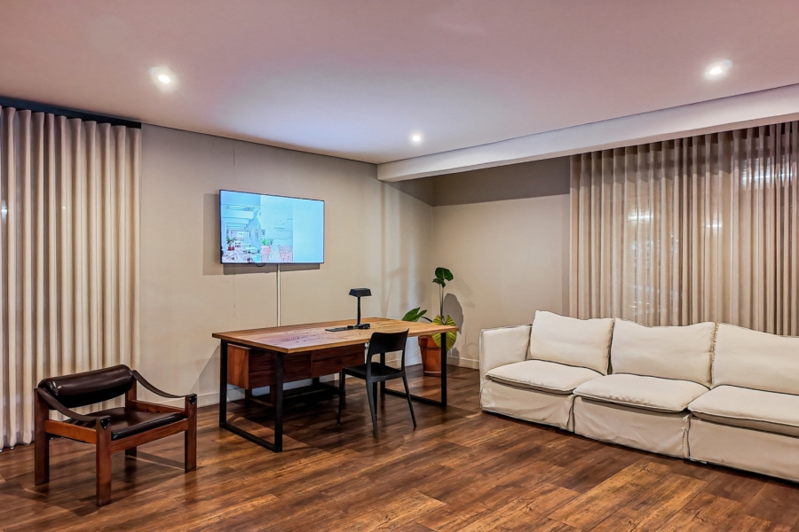 1 Bedroom Property for Sale in Sandown Gauteng