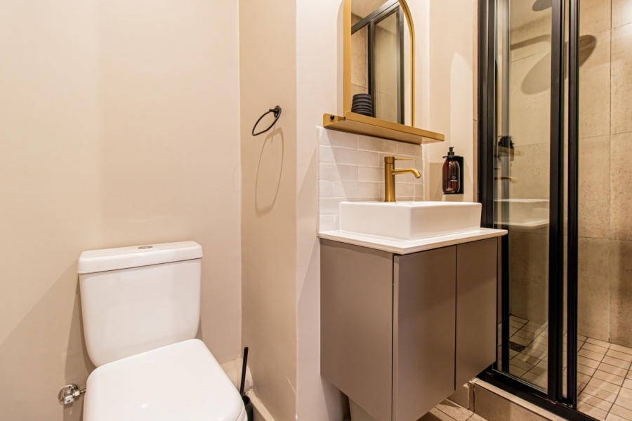 1 Bedroom Property for Sale in Sandown Gauteng