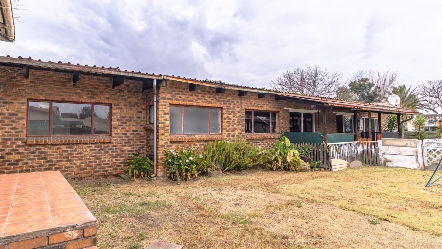 2 Bedroom Property for Sale in Witfield Gauteng