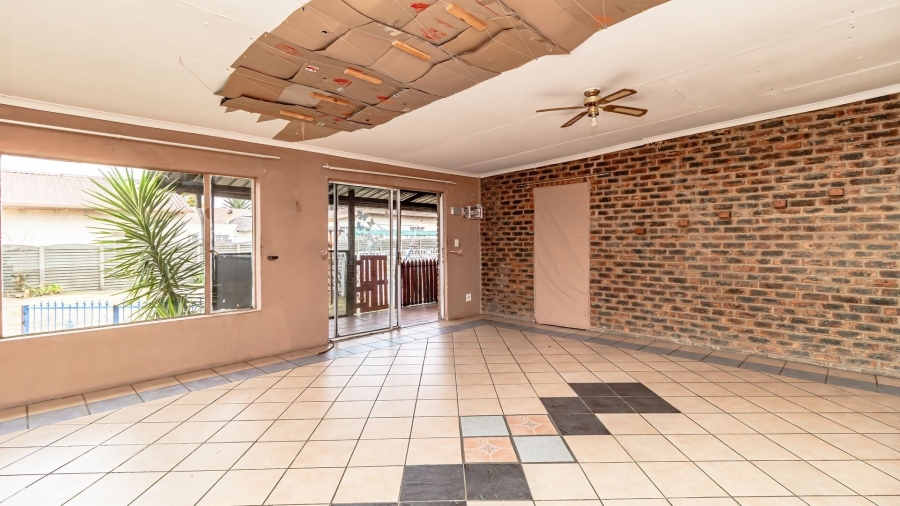 2 Bedroom Property for Sale in Witfield Gauteng