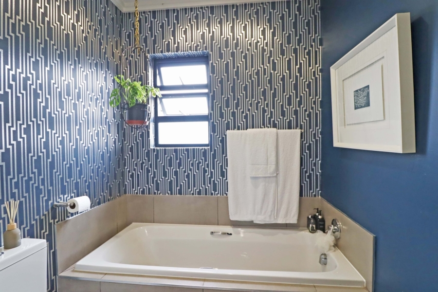 2 Bedroom Property for Sale in Bryanston Gauteng