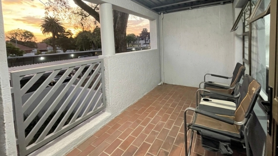 2 Bedroom Property for Sale in Linden Gauteng
