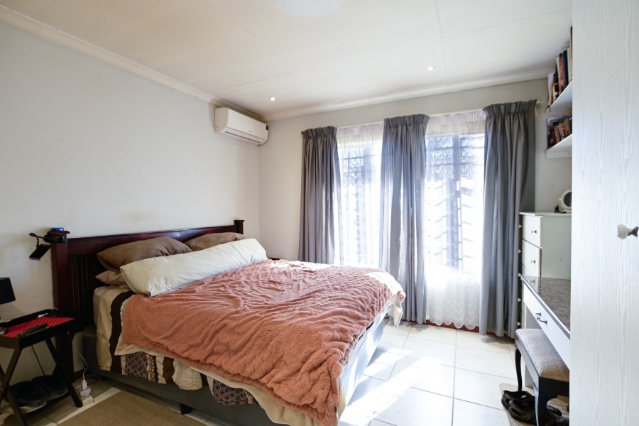 2 Bedroom Property for Sale in Annlin Gauteng