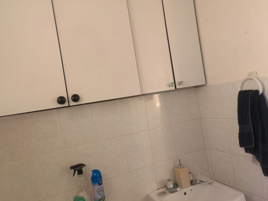 2 Bedroom Property for Sale in Vorna Valley Gauteng