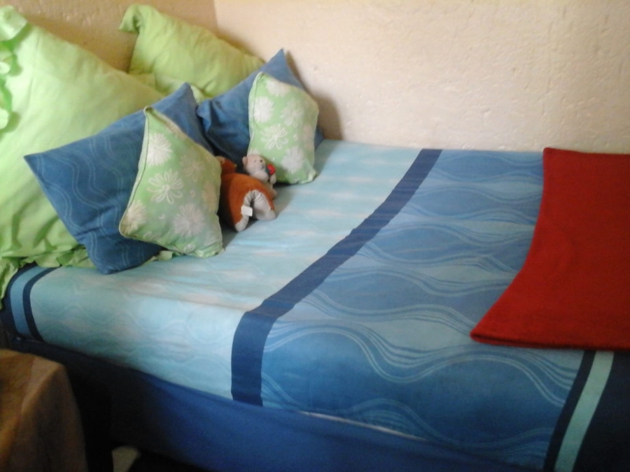 2 Bedroom Property for Sale in Vorna Valley Gauteng