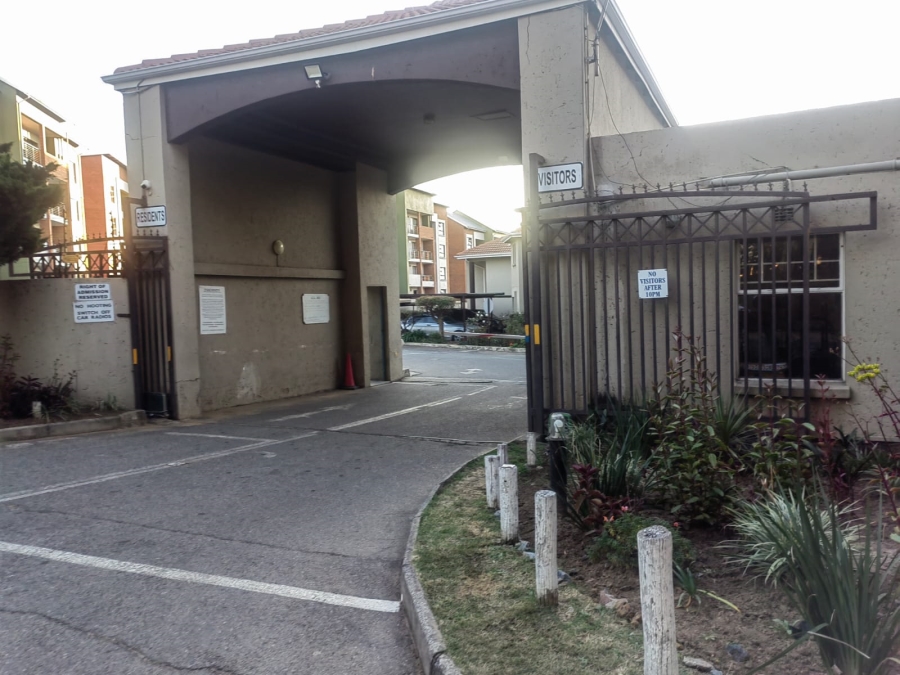 2 Bedroom Property for Sale in Vorna Valley Gauteng