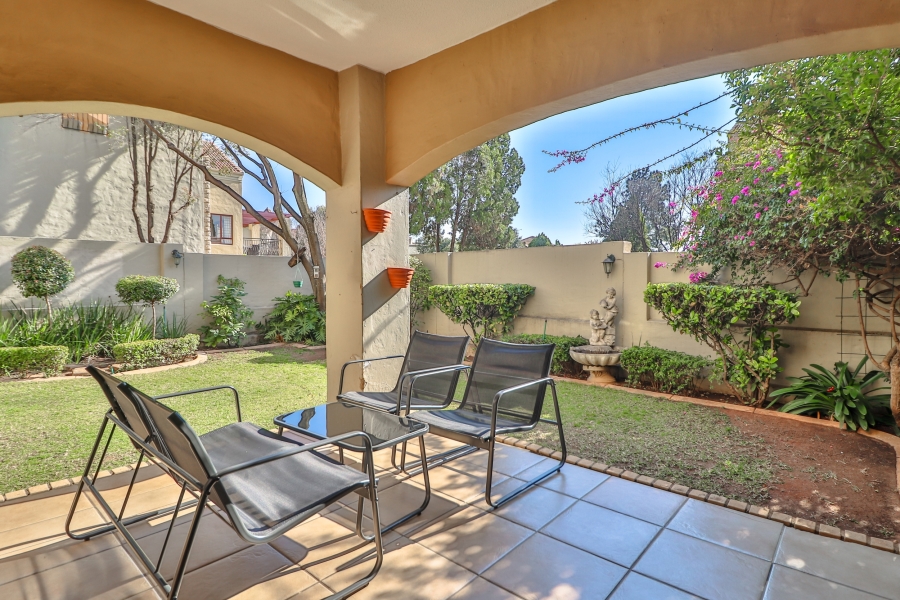 To Let 2 Bedroom Property for Rent in Morningside Gauteng