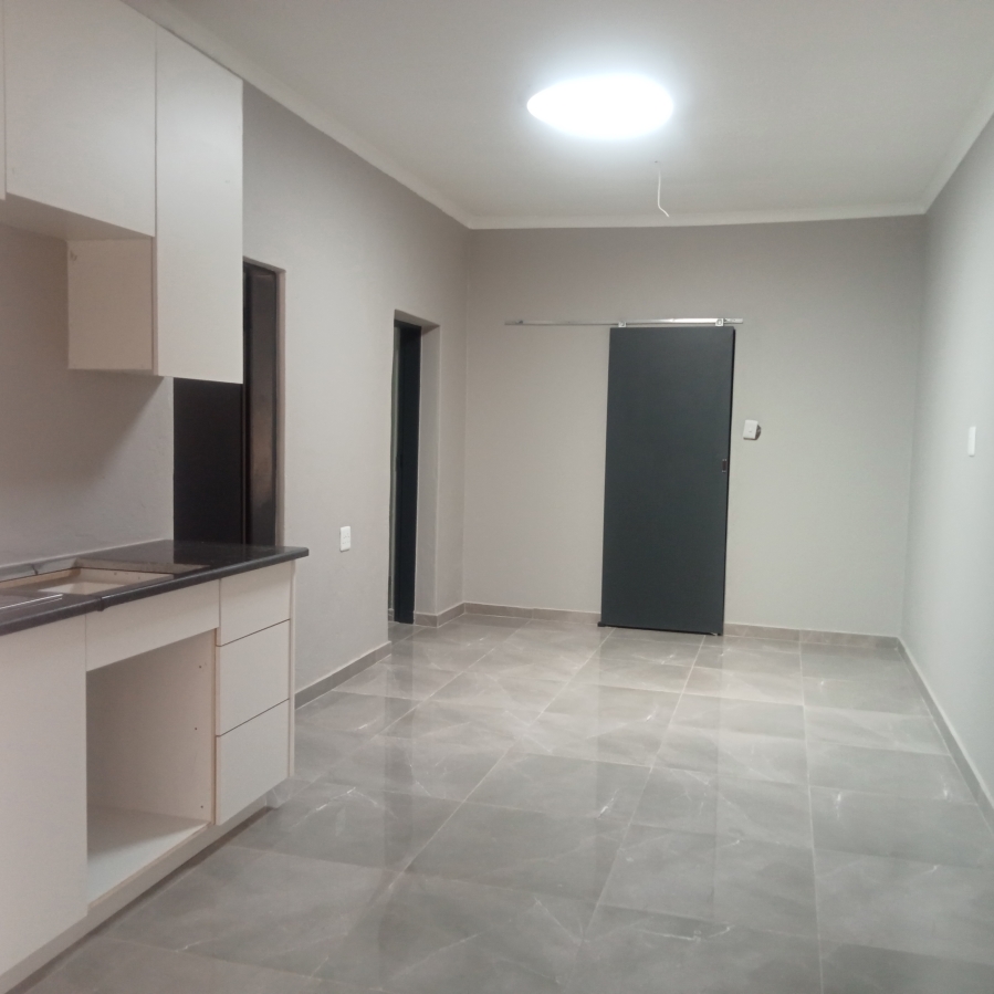 To Let 2 Bedroom Property for Rent in Ferndale Gauteng