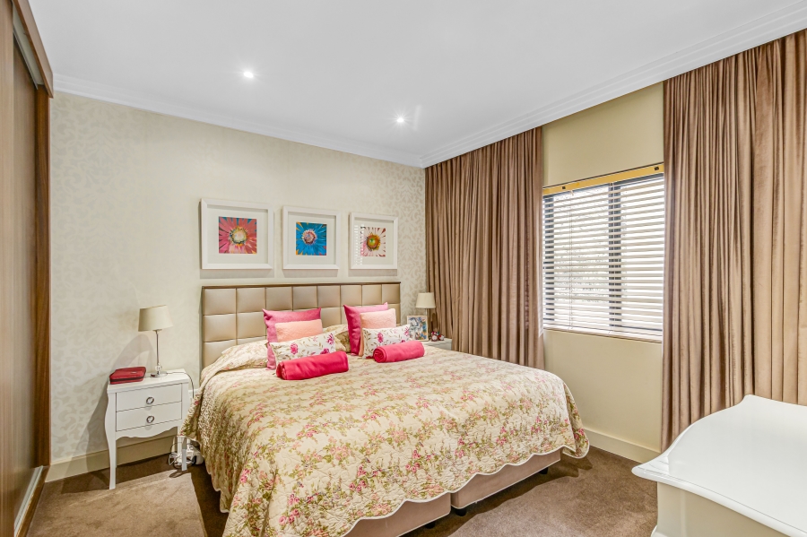 To Let 2 Bedroom Property for Rent in Morningside Gauteng