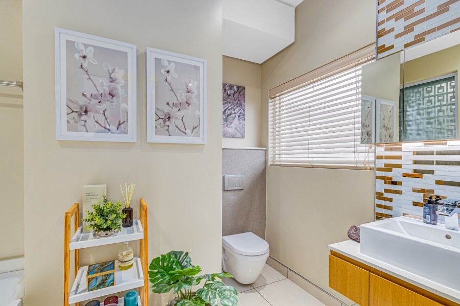 To Let 2 Bedroom Property for Rent in Morningside Gauteng