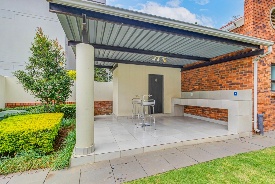 To Let 2 Bedroom Property for Rent in Morningside Gauteng