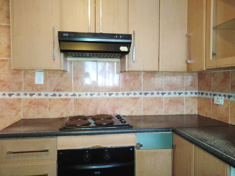 To Let 2 Bedroom Property for Rent in Mmesi Park Gauteng
