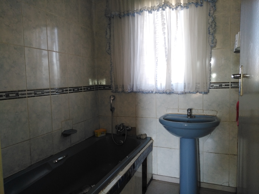 To Let 2 Bedroom Property for Rent in Mmesi Park Gauteng