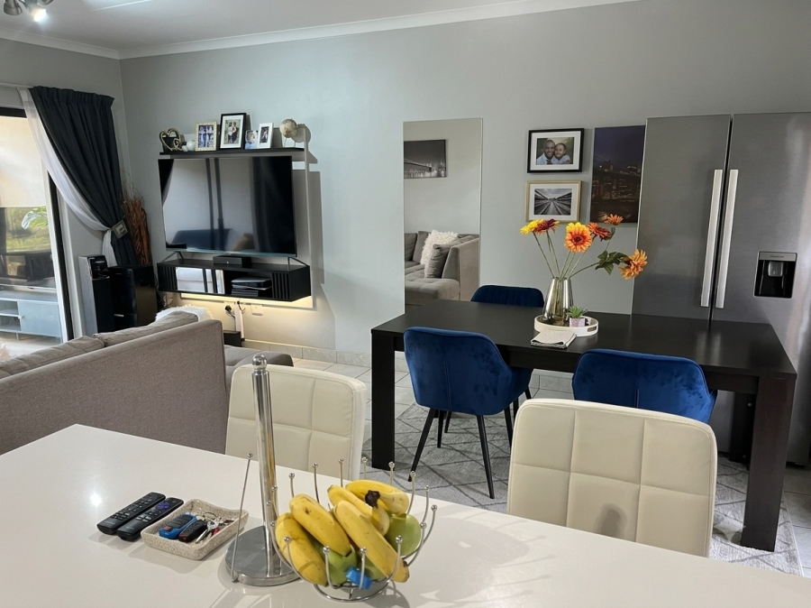 2 Bedroom Property for Sale in Noordwyk Gauteng