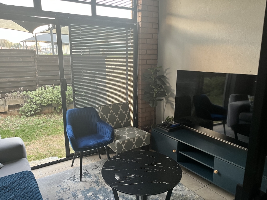 2 Bedroom Property for Sale in Noordwyk Gauteng