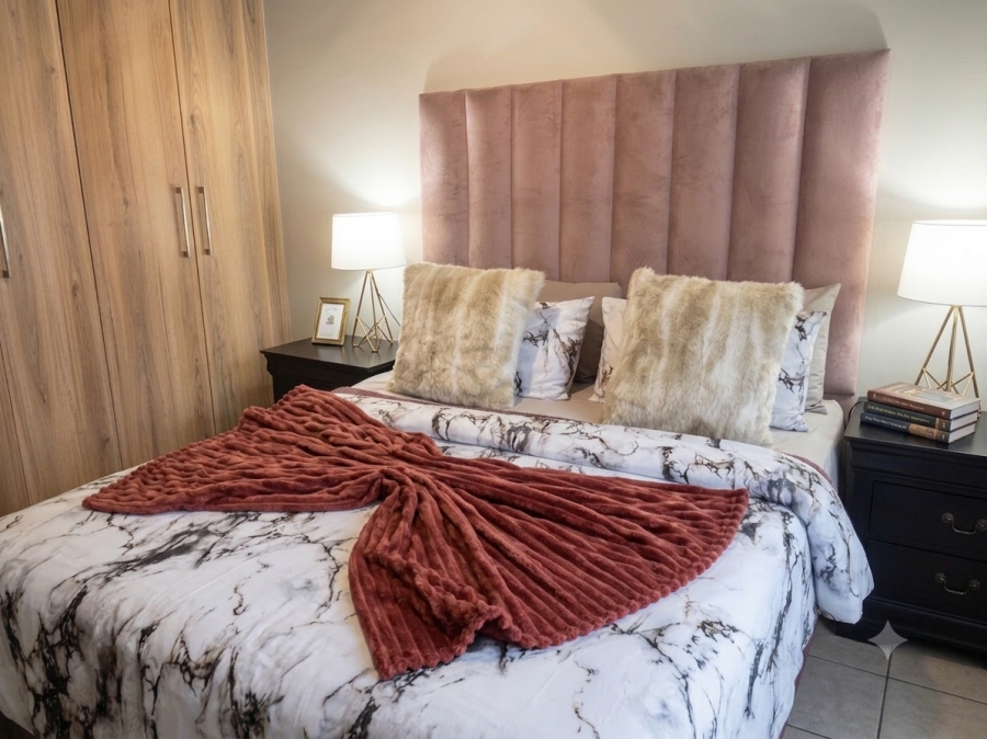 2 Bedroom Property for Sale in Noordwyk Gauteng