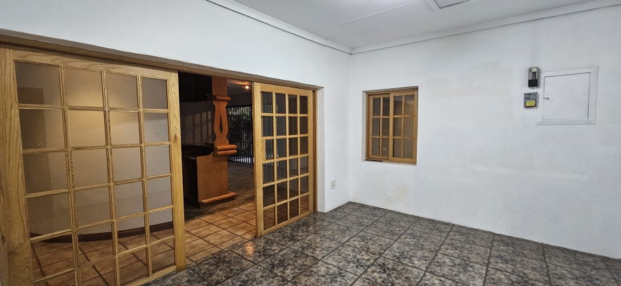 3 Bedroom Property for Sale in Three Rivers Proper Gauteng