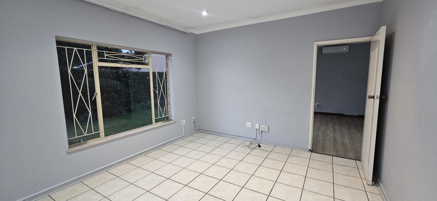 3 Bedroom Property for Sale in Three Rivers Proper Gauteng