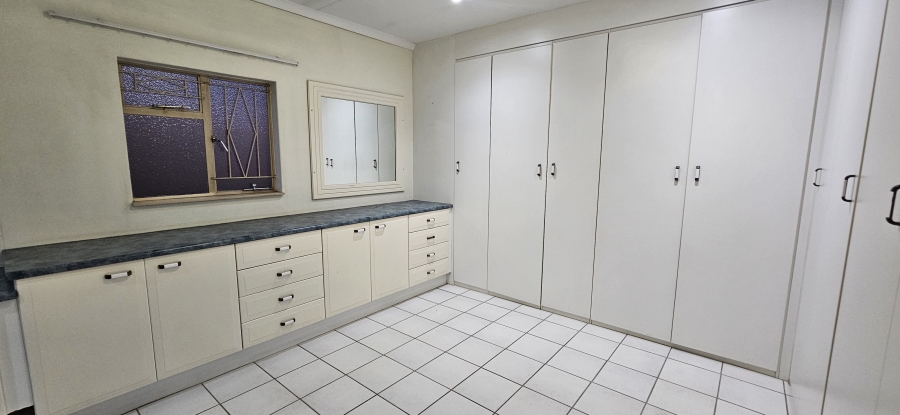 3 Bedroom Property for Sale in Three Rivers Proper Gauteng