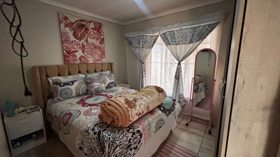 3 Bedroom Property for Sale in Dawn Park Gauteng