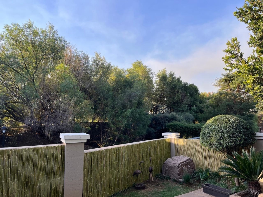 3 Bedroom Property for Sale in Greenstone Hill Gauteng