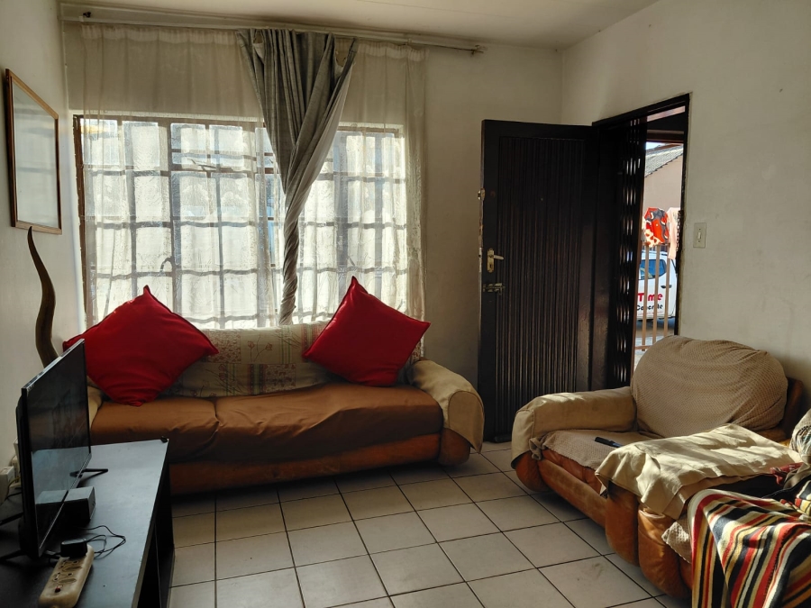 4 Bedroom Property for Sale in Actonville Gauteng
