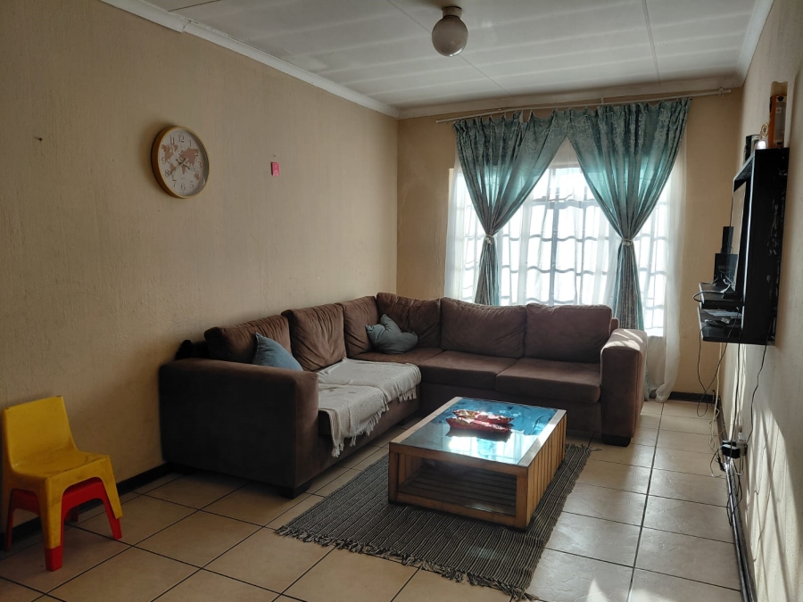 4 Bedroom Property for Sale in Actonville Gauteng
