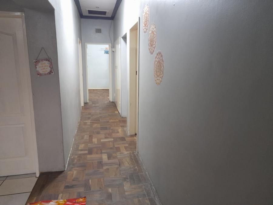 4 Bedroom Property for Sale in Petersfield Gauteng