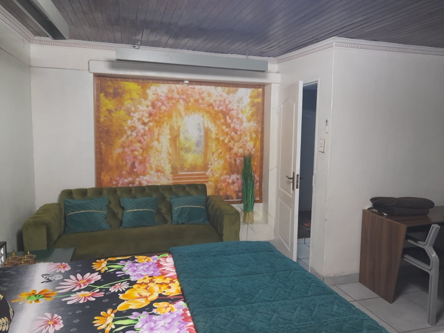 4 Bedroom Property for Sale in Petersfield Gauteng