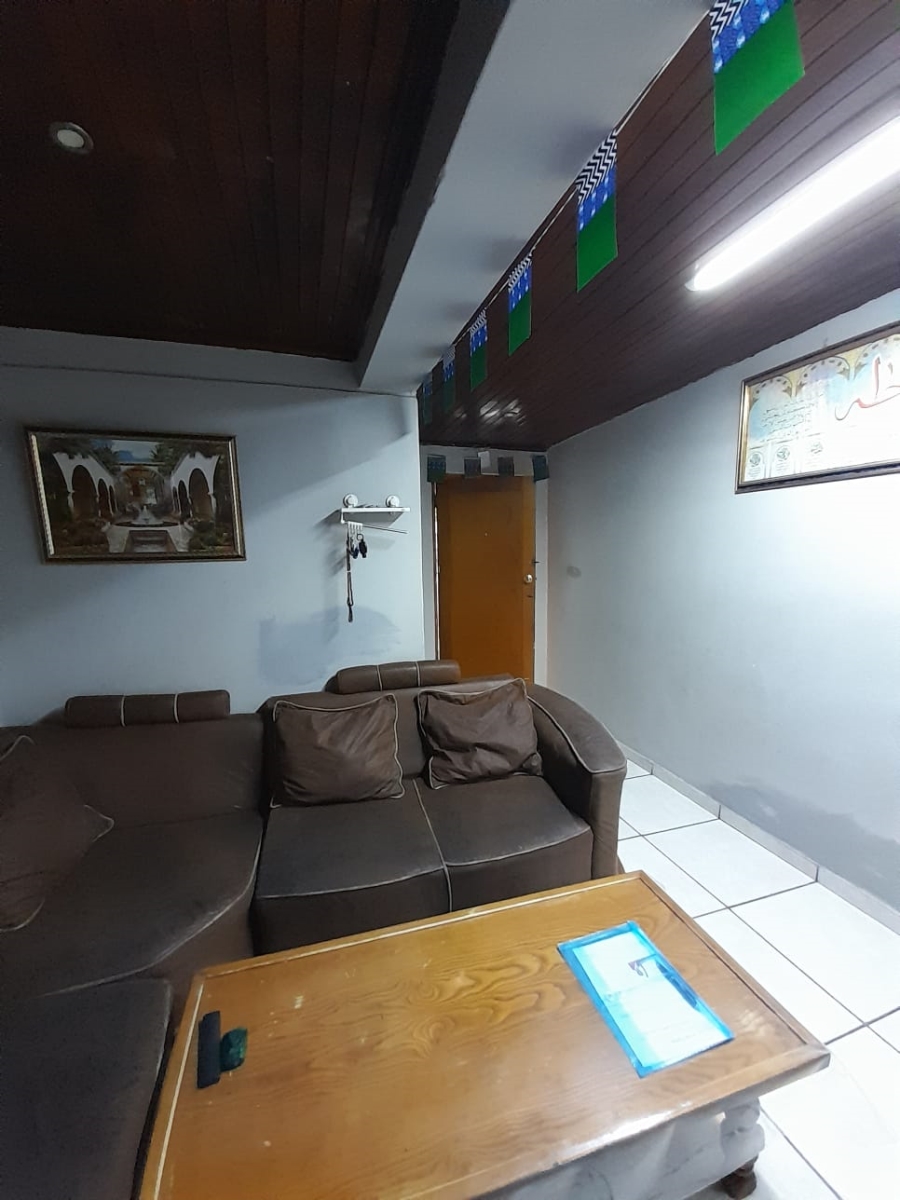 4 Bedroom Property for Sale in Petersfield Gauteng