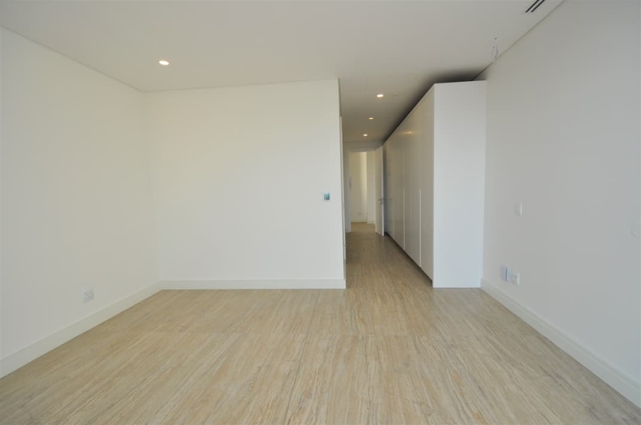 To Let 3 Bedroom Property for Rent in Sandown Gauteng