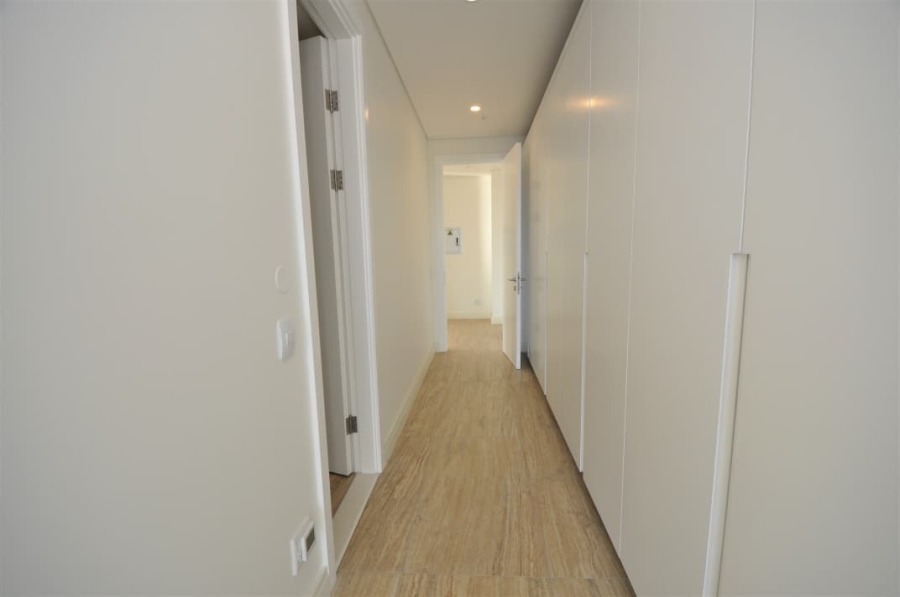 To Let 3 Bedroom Property for Rent in Sandown Gauteng