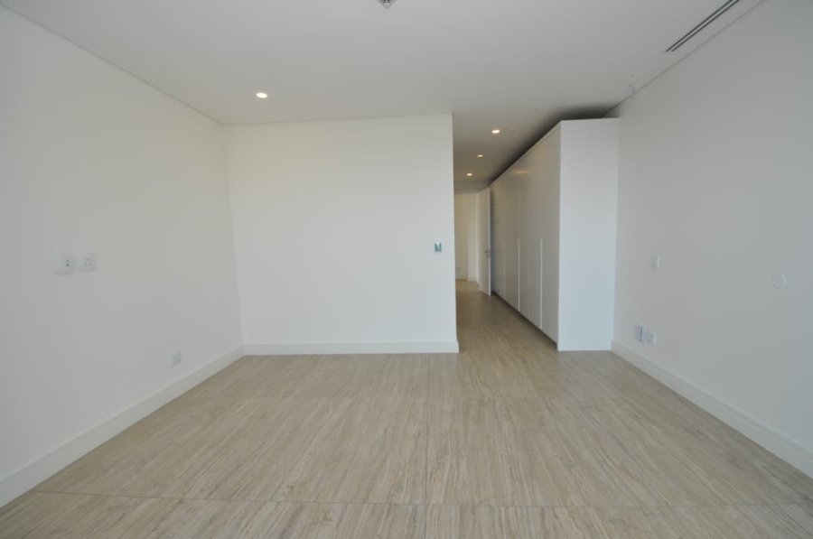 To Let 3 Bedroom Property for Rent in Sandown Gauteng