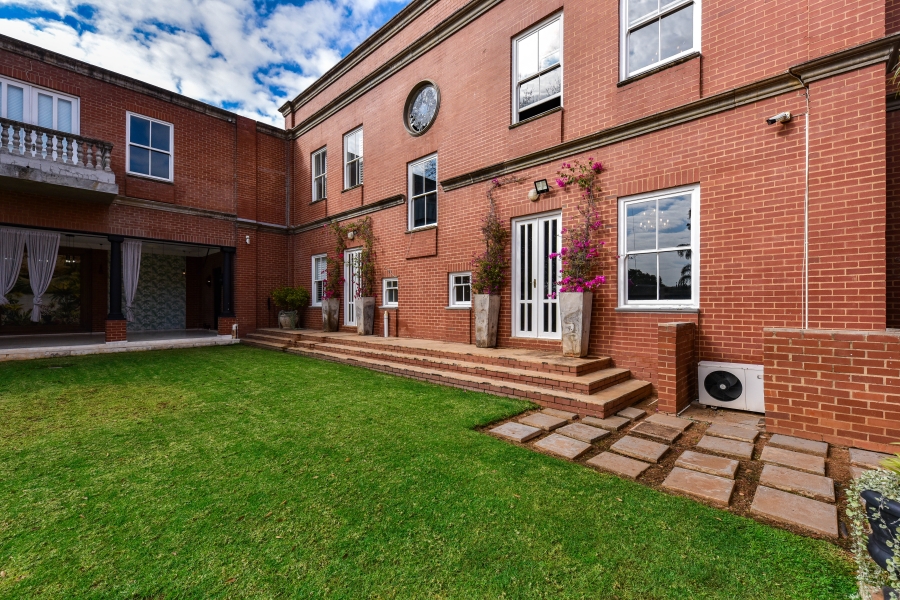 4 Bedroom Property for Sale in Waterkloof Gauteng