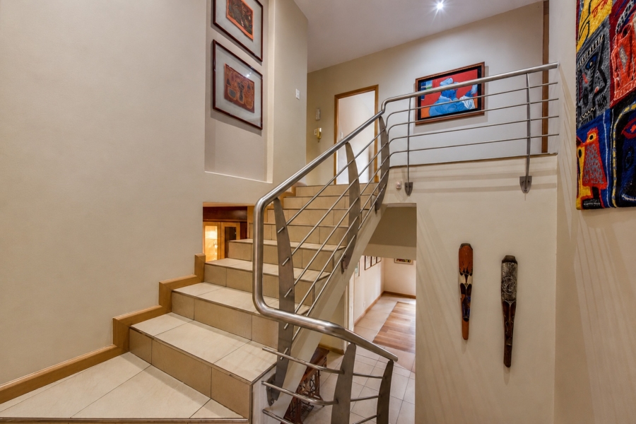 6 Bedroom Property for Sale in Muckleneuk Gauteng