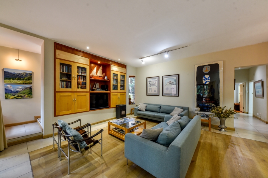 6 Bedroom Property for Sale in Muckleneuk Gauteng