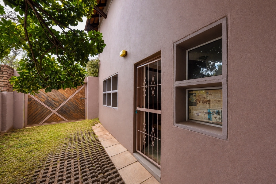 6 Bedroom Property for Sale in Muckleneuk Gauteng